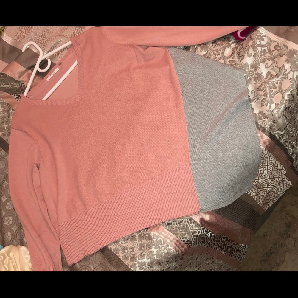 Light pink n grey sweater
